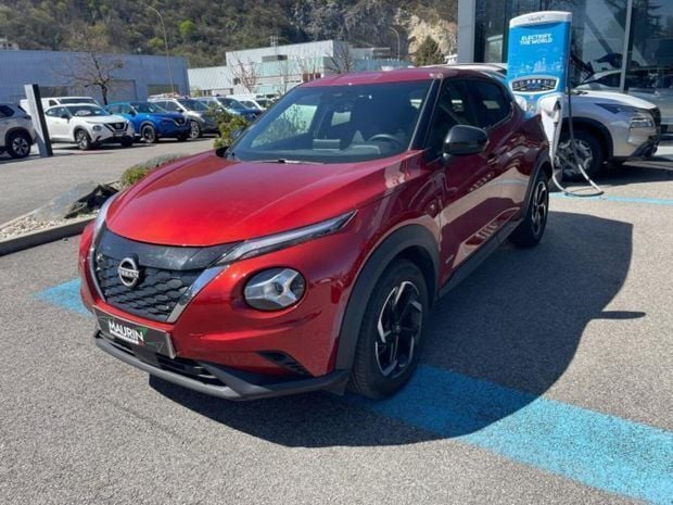 Rouge Utilisé 2024 Nissan Juke N-Connecta SUV | 24 990 € (Prix juste) - Image 1/4