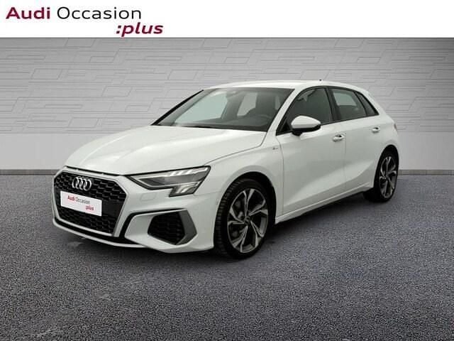 Blanc glacier métallisé Utilisé 2022 Audi A3 S-Line | 27 790 € (Prix assez cher) - Image 1/4