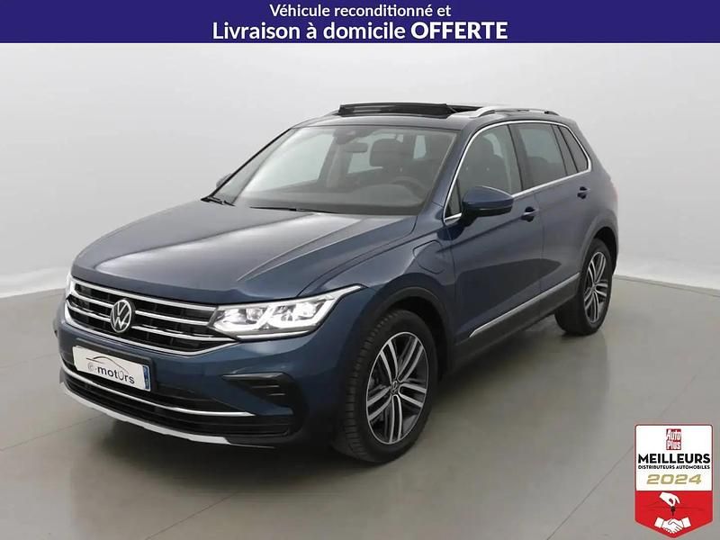 Blanc Utilisé 2021 VW Tiguan Exclusive SUV | 29 900 € (Prix juste) - Image 1/4