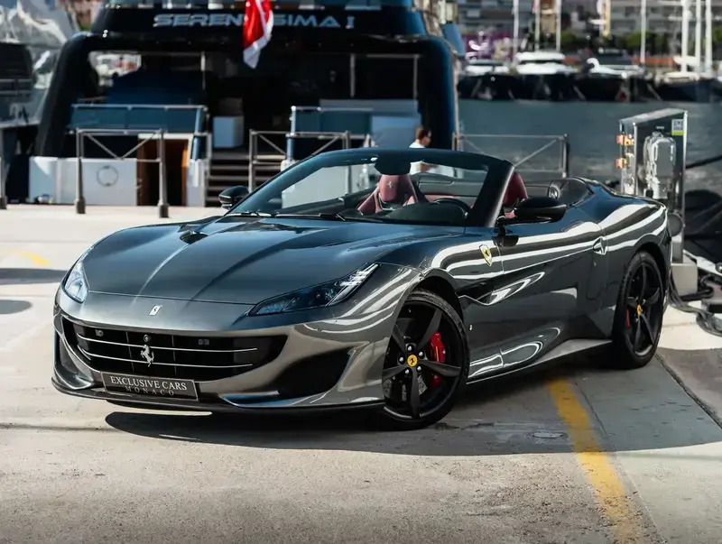 Gris Utilisé 2018 Ferrari Portofino Cabriolet | 199 900 € (Prix cher) - Image 1/4