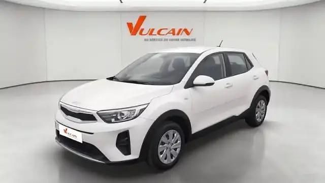 Blanc Occasion 2023 Kia Stonic Motion SUV | 15 990 € (Prix juste) - Image 1/4