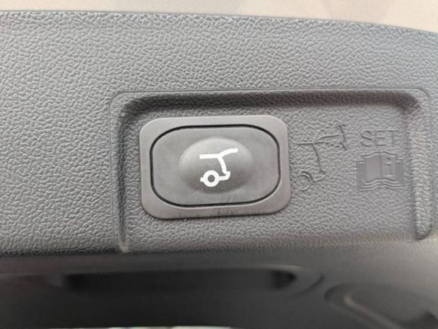 Image 4/4
