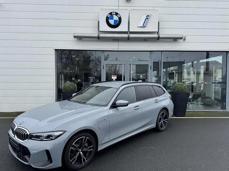 Gris Occasion 2025 BMW 330 M Sport Break | 52 990 € (Prix juste) - Image 1/4