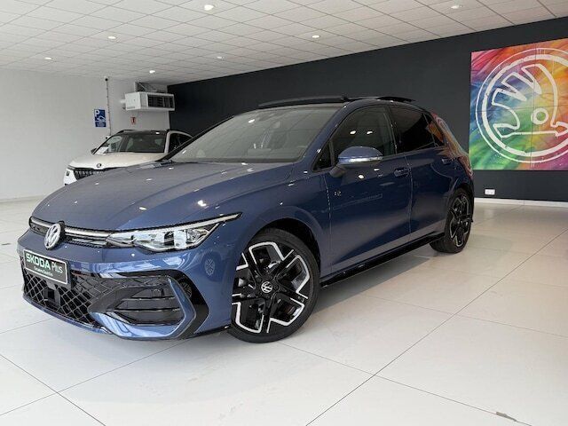 Utilisé 2025 VW Golf VIII R-line | 38 900 € (Prix cher) - Image 1/4
