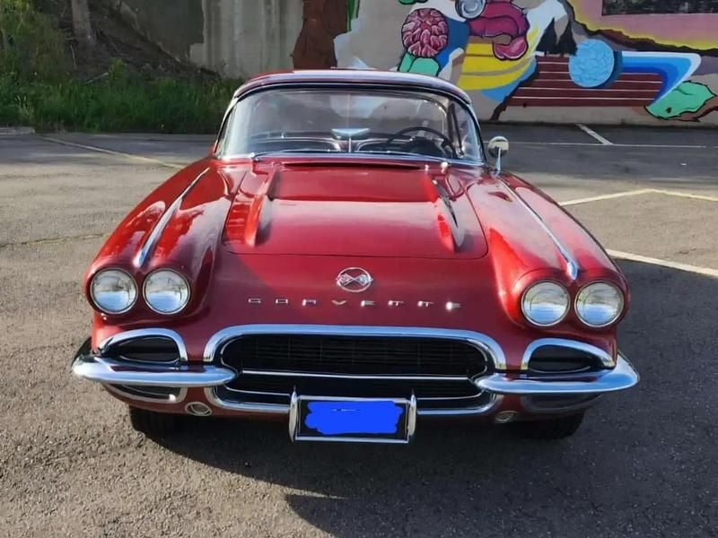 Rouge Occasion 1962 Chevrolet Corvette C1 Cabriolet | 64 950 € - Image 1/4