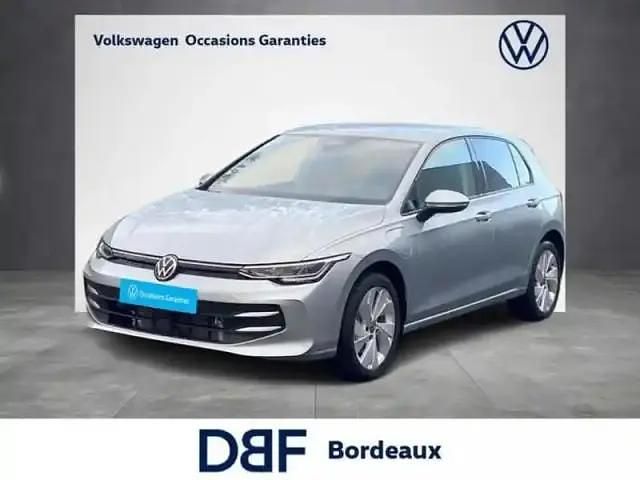 Argent Occasion 2025 VW Golf VIII Life Berline | 39 990 € (Prix cher) - Image 1/4