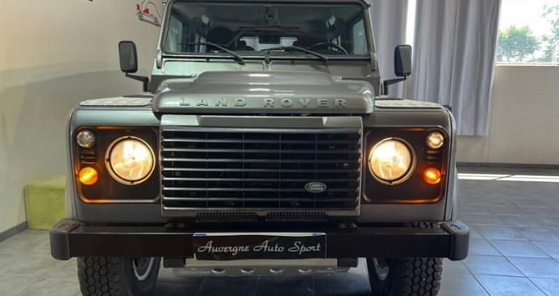 Occasion Land Rover Defender SE 122 ch (89 kW) 2010 Gris fonce SUV