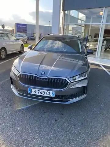 Othercolor Utilisé 2024 Skoda Superb Selection Break | 36 990 € (Super prix) - Image 1/4