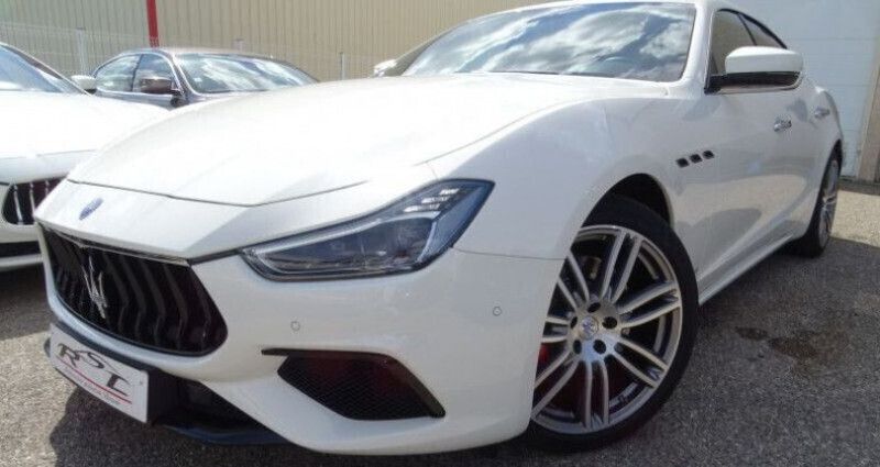 Utilisé 2018 Maserati Ghibli Coupé | 51 890 € (Prix cher) - Image 1/4