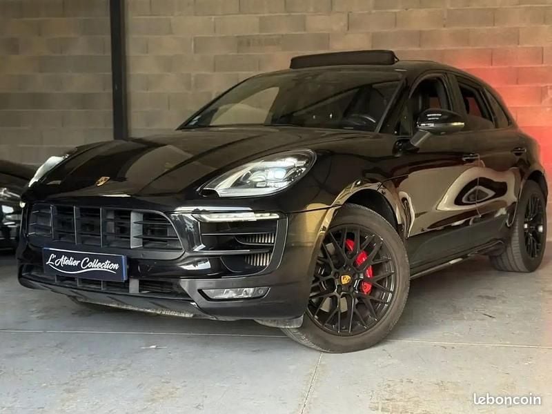 Noir Occasion 2018 Porsche Macan GTS Sport SUV | 51 990 € (Prix juste) - Image 1/4