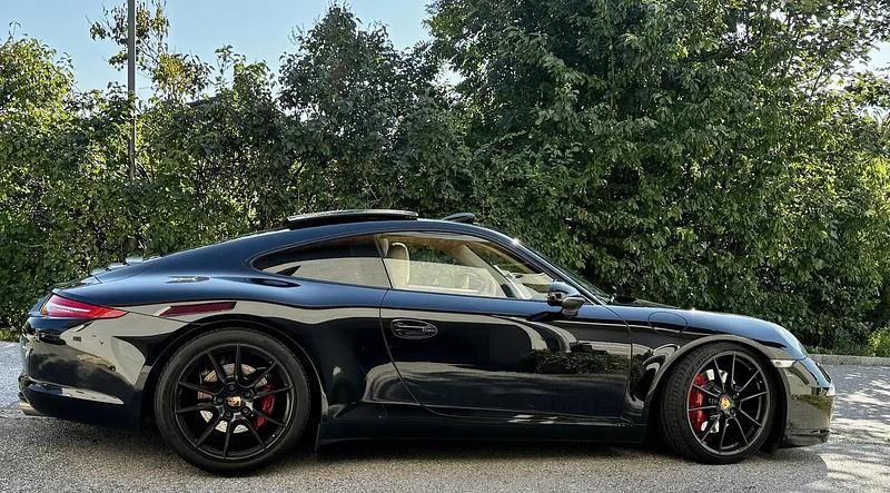 Noir Utilisé 2012 Porsche 911 Carrera S Coupé | 99 100 € - Image 1/4