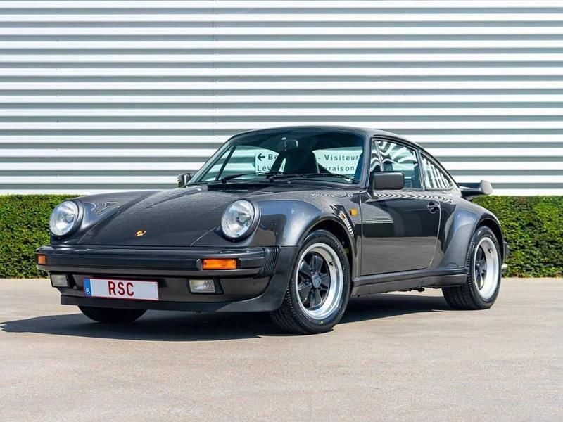 Gris Utilisé 1989 Porsche 911 Turbo Coupé | 190 000 € - Image 1/4