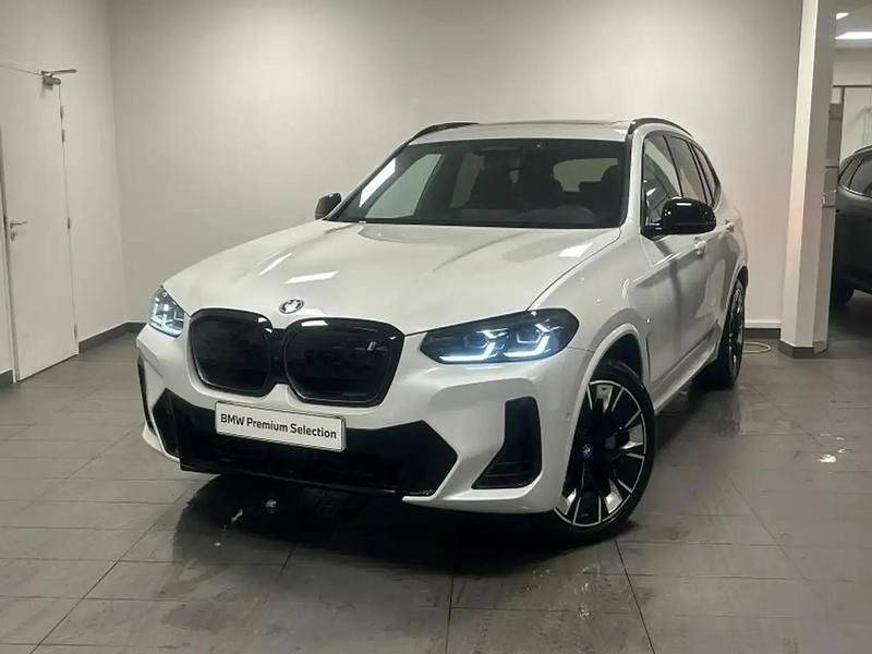 Blanc Occasion 2023 BMW iX3 Impressive SUV | 47 980 € (Prix assez cher) - Image 1/4