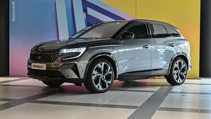 Gris Utilisé 2025 Renault Austral Techno Esprit Alpine SUV | 39 990 € - Image 1/4