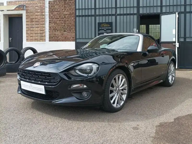 Noir Utilisé 2017 Fiat 124 Spider Lusso Plus Cabriolet | 19 900 € - Image 1/4