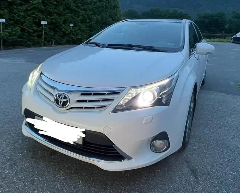 Occasion 2012 Toyota Avensis Style Break | 3 850 € - Image 1/4