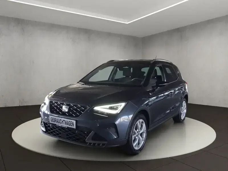 Gris Utilisé 2022 Seat Arona FR SUV | 17 950 € (Bon prix) - Image 1/4
