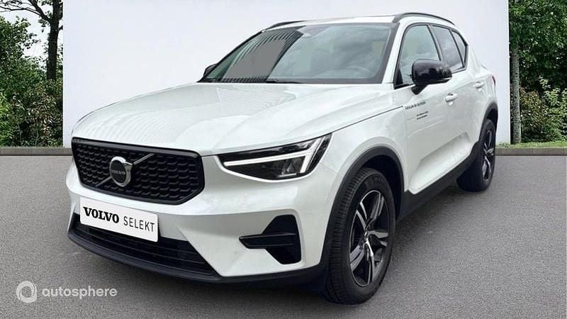 Blanc Occasion 2025 Volvo XC40 SUV | 42 500 € (Prix cher) - Image 1/4