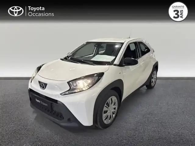 Blanc Utilisé 2022 Toyota Aygo X SUV | 14 890 € - Image 1/4