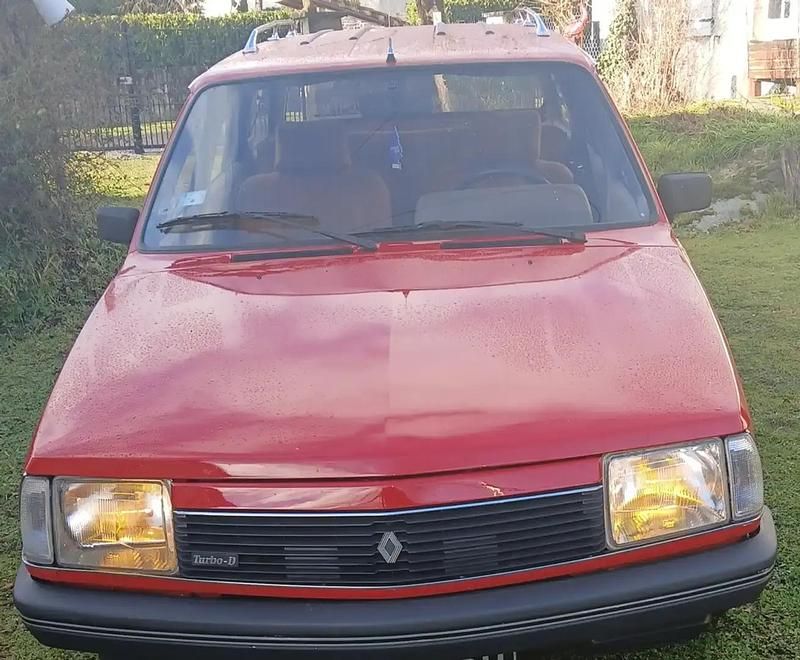 Occasion Renault R18 87 ch (63 kW) 1985 Rouge Break