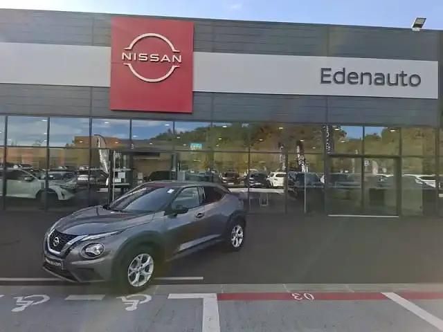 Gris Utilisé 2022 Nissan Juke Tekna SUV | 16 700 € (Prix juste) - Image 1/4