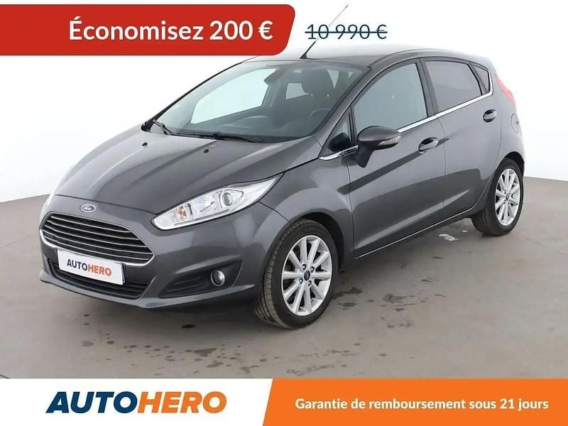 Gris Occasion 2017 Ford Fiesta Titanium Citadine | 10 790 € (Bon prix) - Image 1/2