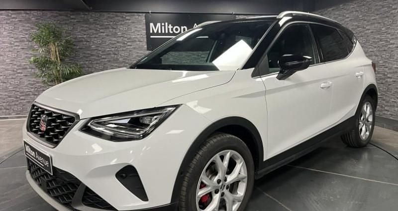 Blanc Utilisé 2023 Seat Arona FR SUV | 19 990 € (Prix juste) - Image 1/4