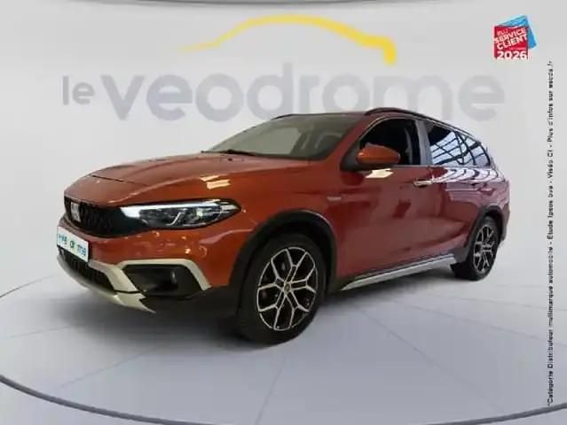 Occasion Fiat Tipo Cross 2023 Orange paprika métallisé Break
