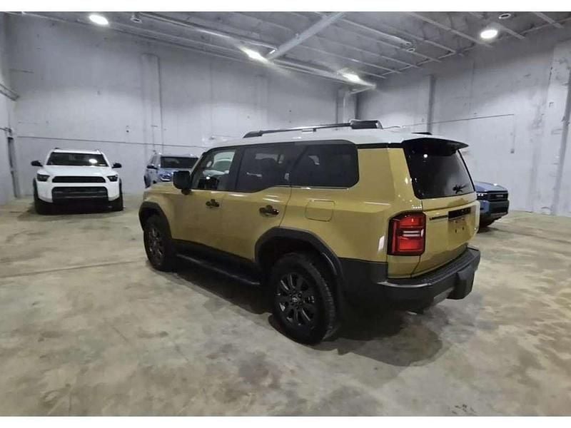 Nouvelle Toyota Land Cruiser 326 ch (239 kW) 2025 Brun Break