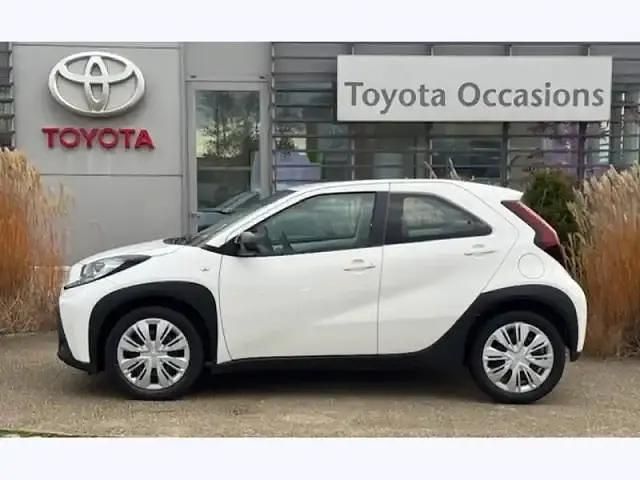 Occasion Toyota Aygo 72 ch (52 kW) 2023 Blanc Citadine