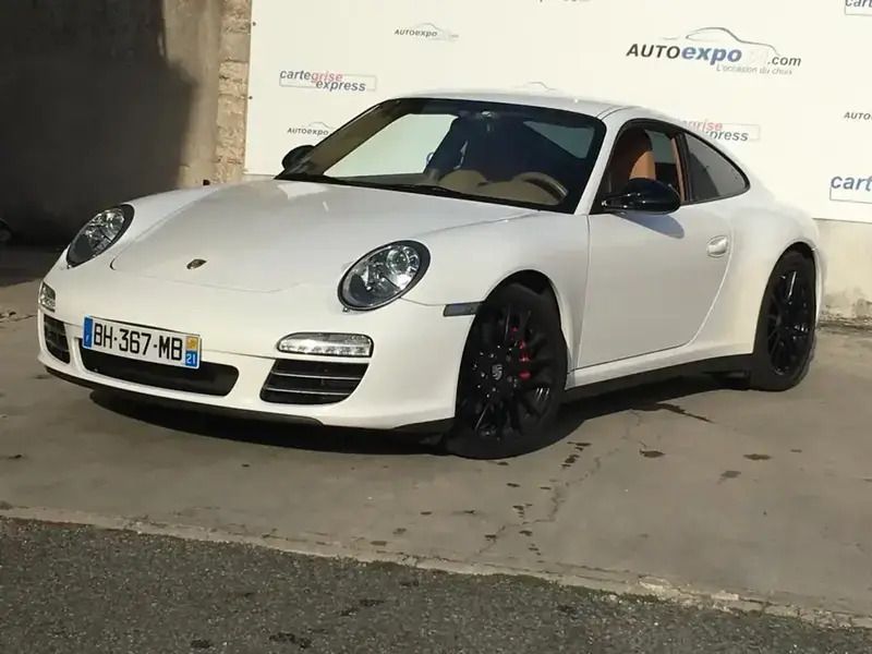 Blanc Utilisé 2011 Porsche 911 Carrera 4S Coupé | 78 900 € - Image 1/4