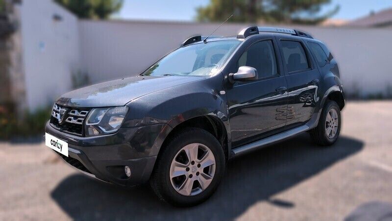 Gris Utilisé 2014 Dacia Duster Prestige SUV | 10 190 € (Super prix) - Image 1/4