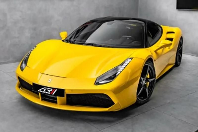 Jaune Occasion 2017 Ferrari 488 Coupé | 268 990 € - Image 1/4