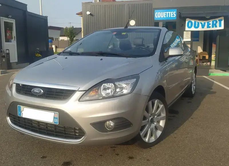 Gris Utilisé 2010 Ford Focus Cabriolet Titanium Cabriolet | 4 200 € - Image 1/4