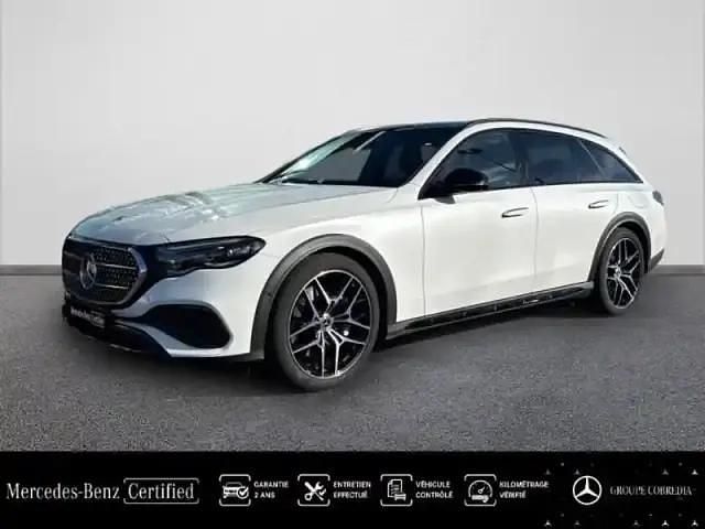 Blanc opalithe brillant manufaktur Utilisé 2024 Mercedes 300 Break | 84 890 € - Image 1/4