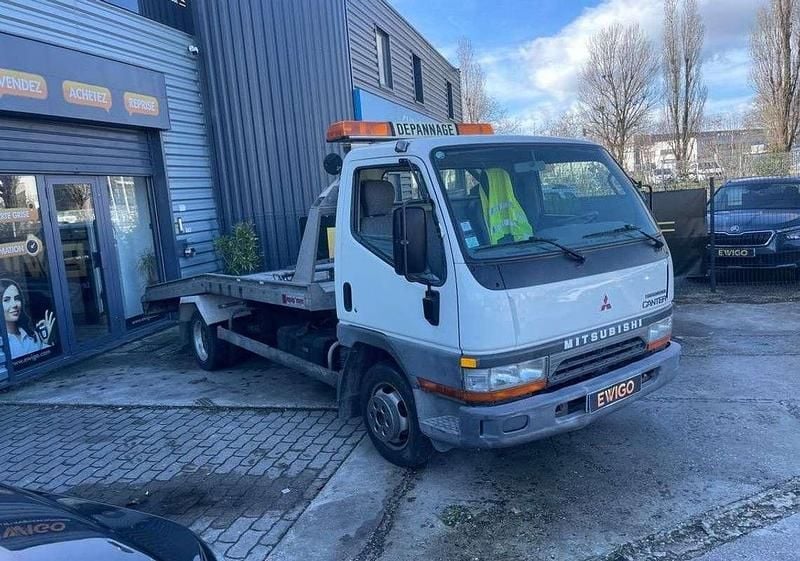 Occasion Mitsubishi Canter 117 ch (86 kW) 2000 Blanc Van