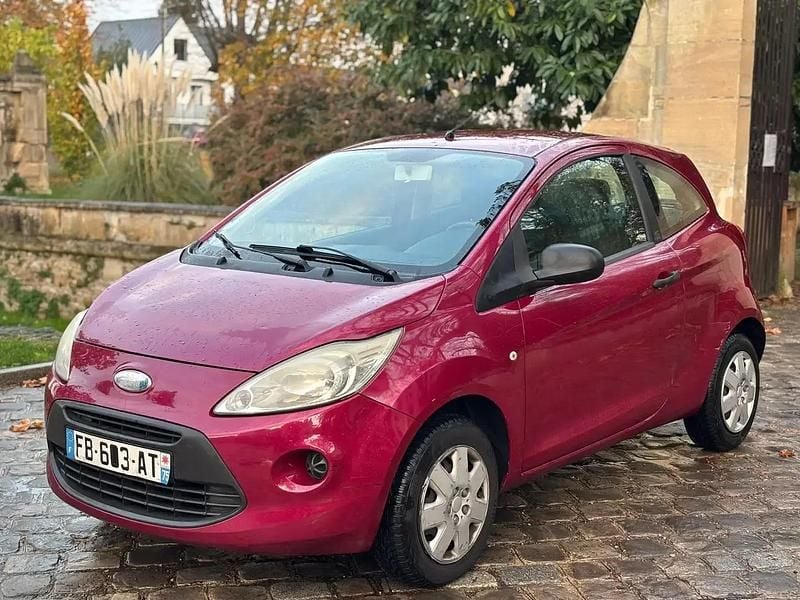 Utilisé 2010 Ford Ka Trend+ Berline | 1 990 € - Image 1/4
