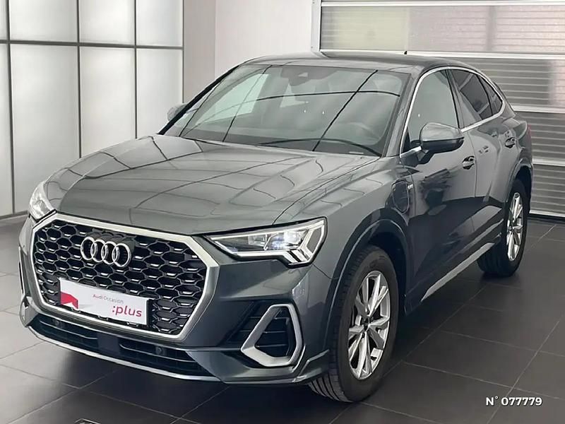 Gris Utilisé 2022 Audi Q3 Advanced SUV | 38 490 € (Prix assez cher) - Image 1/4