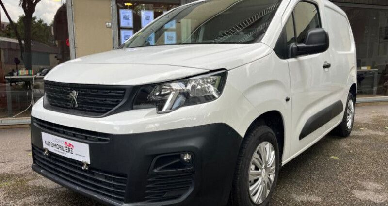 Utilisé 2020 Peugeot Partner S Monospace | 11 990 € (Prix juste) - Image 1/4
