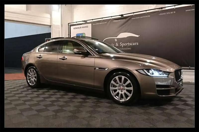 Occasion Jaguar XE 179 ch (131 kW) 2016 Beige Berline