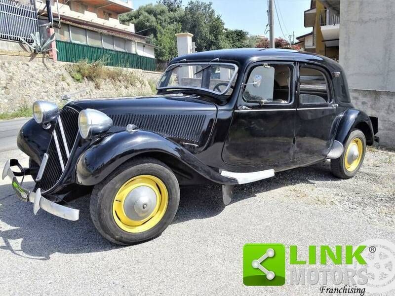 Noir Utilisé 1952 Citroën Traction Avant Break | 23 900 € - Image 1/4