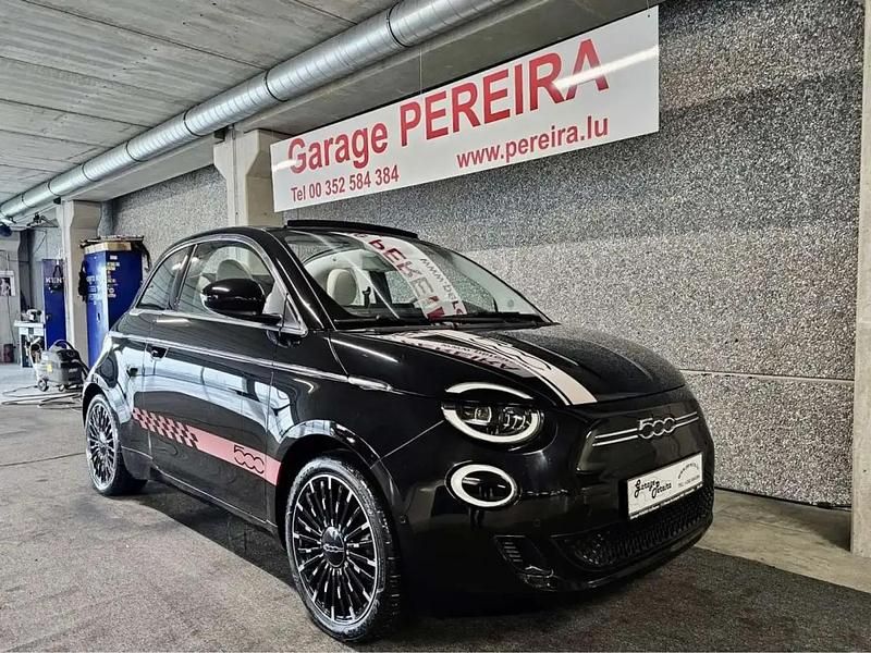Noir Utilisé 2023 Fiat 500e Cabriolet | 24 512 € (Prix cher) - Image 1/4