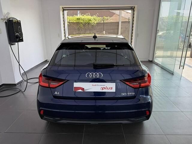 Occasion Audi A1 Sportback Design 116 ch (85 kW) 2025 Bleu navarre métallisé noir mythe métallisé Citadine