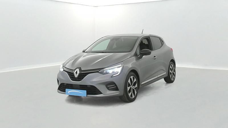 Utilisé 2023 Renault Clio V Evolution Citadine | 16 490 € (Prix juste) - Image 1/4