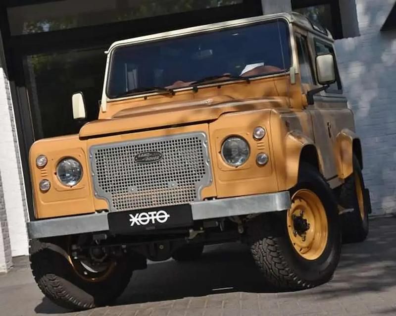 Occasion Land Rover Defender Heritage 122 ch (89 kW) 2013 Jaune SUV