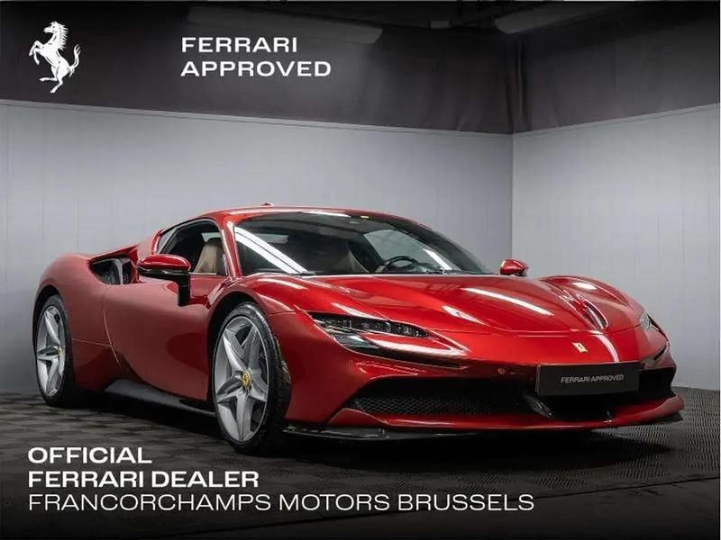 Rouge Utilisé 2021 Ferrari SF90 Citadine | 399 000 € - Image 1/4