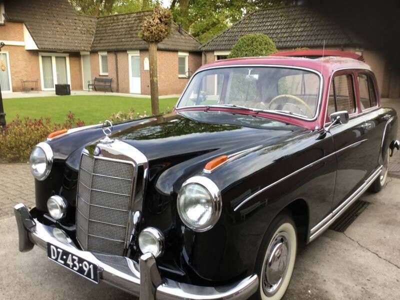 Occasion Mercedes 220 106 ch (77 kW) 1958 Noir Berline