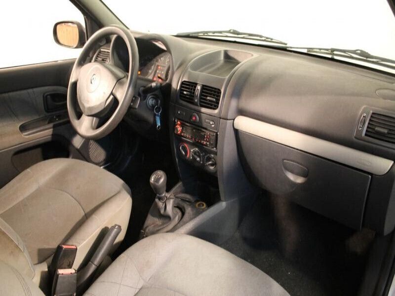 Occasion Renault Clio II 57 ch (41 kW) 2003 Bla Break