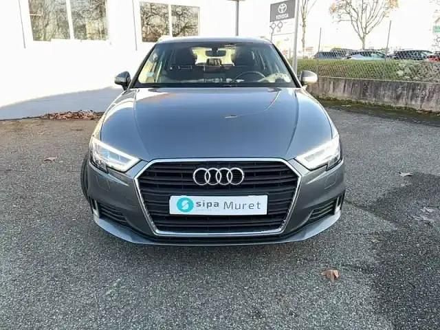 Occasion Audi A3 Sport 116 ch (85 kW) 2019 Gris Berline
