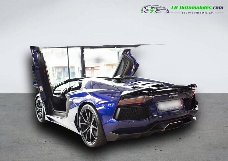 Utilisé 2017 Lamborghini Aventador Coupé | 385 700 € - Image 1/4